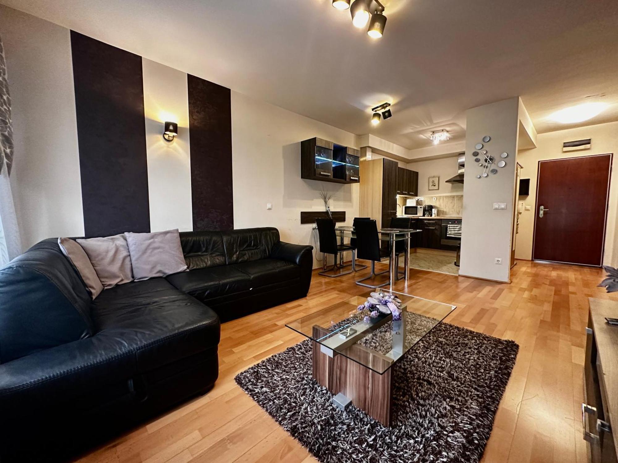 Leda Apartments — Photos 2
