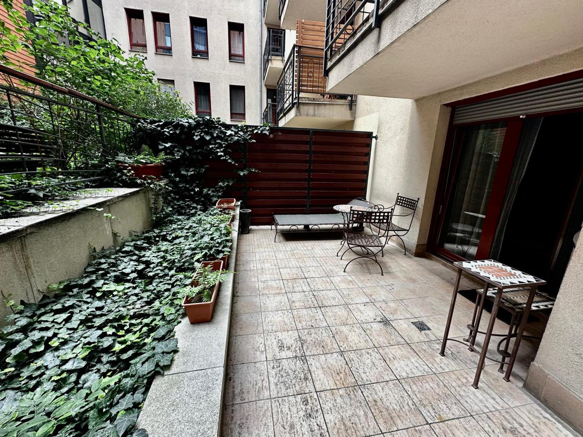 Leda Apartments — Photos 1